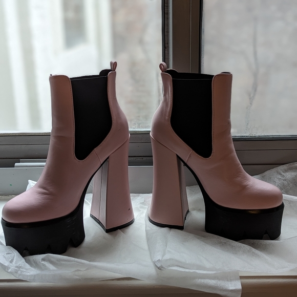 Pink Platform Boots - Picture 5 of 8
